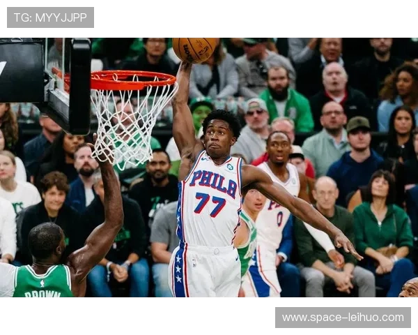 全明星新秀挑战赛：76人探花埃奇库姆罚球准绝杀当选MVP